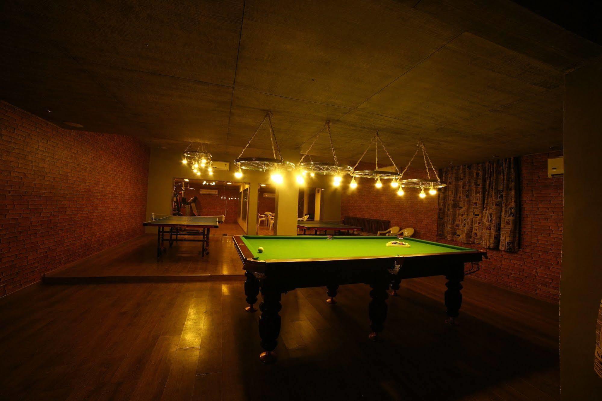 Jetalpur Palm Green Club Resort מראה חיצוני תמונה